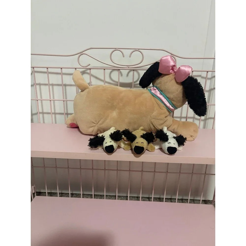 Manhattan toy nursing nana dog with 3 magnetic puppies (no tush tags)